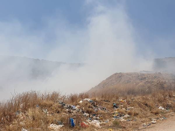 Πυρκαγιά και ένταση για τη χωματερή στο Αλιμάκι - Ρίχνει ξανά σκουπίδια ο Δήμος Τριφυλίας