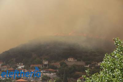 Συγκλονιστικές σκηνές από την πυρκαγιά στην Άνω Μεσσηνία (βίντεο-φωτογραφίες)