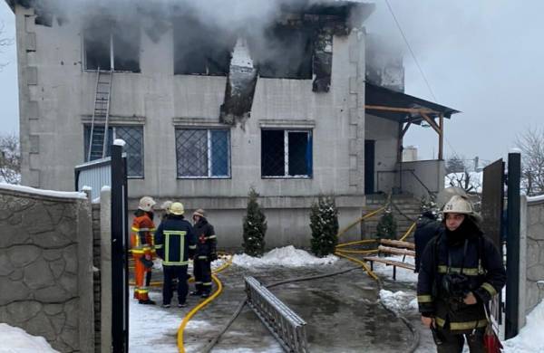 Ουκρανία: Τουλάχιστον 15 νεκροί, 5 τραυματίες από πυρκαγιά σε γηροκομείο στην πόλη Χάρκοβο