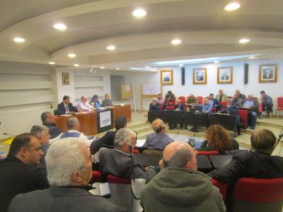 Δημοτικό Συμβούλιο Μεσσήνης: Χαμηλοί τόνοι για το Καλαμάτα – Ριζόμυλος
