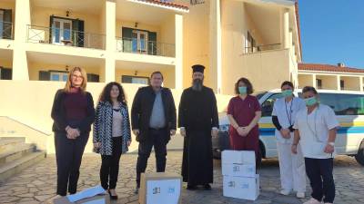 Δώρα αγάπης από το Δήμο Καλαμάτας