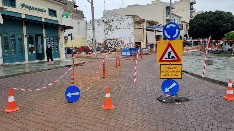 Καλαμάτα: Ξεκίνησαν και πάλι τα έργα ανάπλασης στην πλατεία 23ης Μαρτίου (βίντεο)