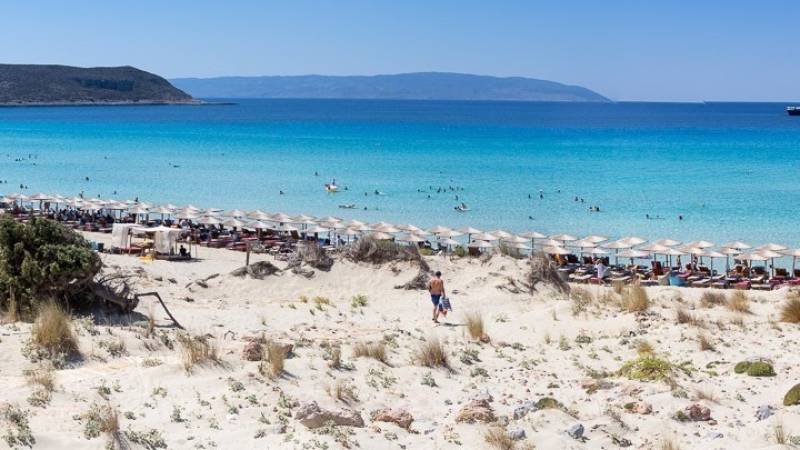 Εξαιρετικής ποιότητας τα ύδατα κολύμβησης στην Ελλάδα, σύμφωνα με την ΕΕ