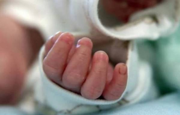 Κορονοϊός: Βρέφος 20 ημερών στο Ιπποκράτειο - 6 παιδιά νοσηλεύονται συνολικά