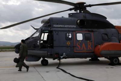 Αεροδιακομιδή Σομαλού ασθενή από πλοίο της ιταλικής ακτοφυλακής στην Καλαμάτα