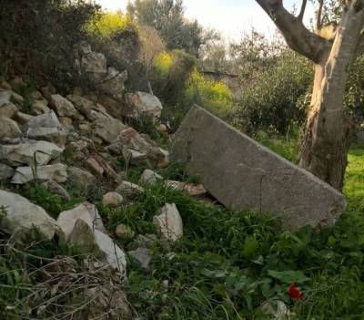 Επιστολή διαμαρτυρίας για τη μάντρα του νεκροταφείου Νερόμυλου