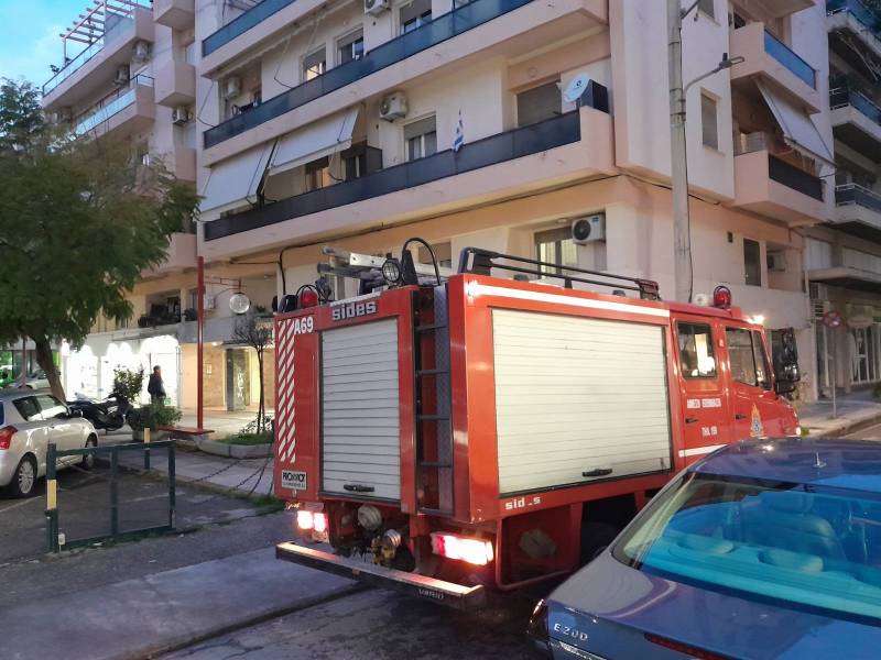 Καλαμάτα: Κινητοποίηση της Πυροσβεστικής για βραχυκύκλωμα στο κέντρο της Καλαμάτας