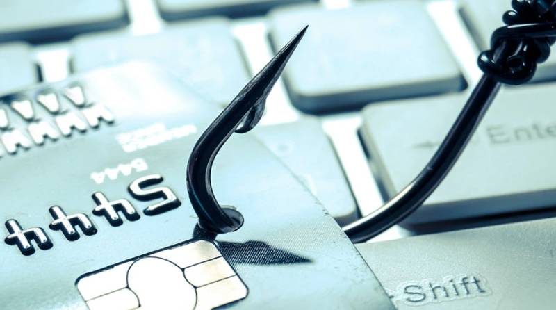 Υποκλοπή κωδικών με  phishing: Θύματα απατεώνων 7 Μεσσήνιοι γιατροί