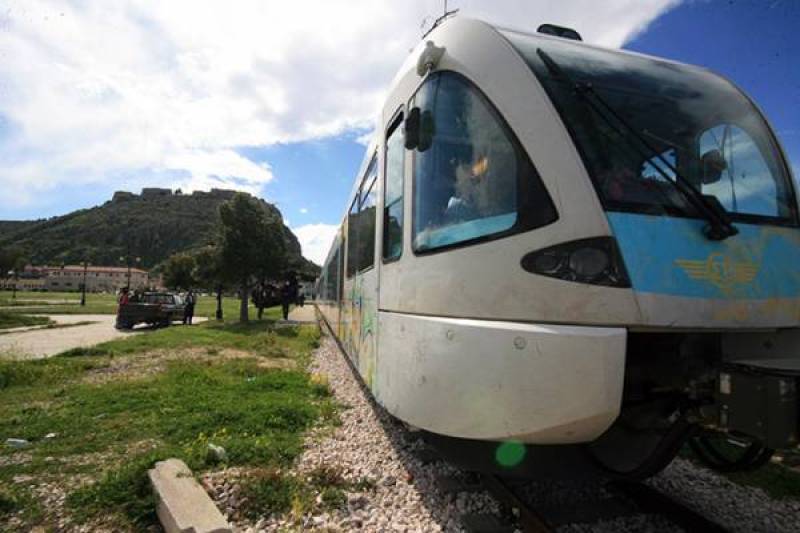Σύσκεψη το Σεπτέμβριο για τον σιδηρόδρομο της Πελοποννήσου