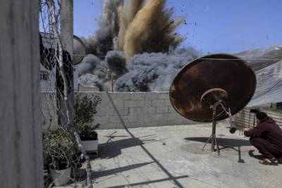 Το Ιράν εκτόξευσε πυραύλους κατά των βάσεων των ΗΠΑ σε Κατάρ, Ιράκ (βίντεο)