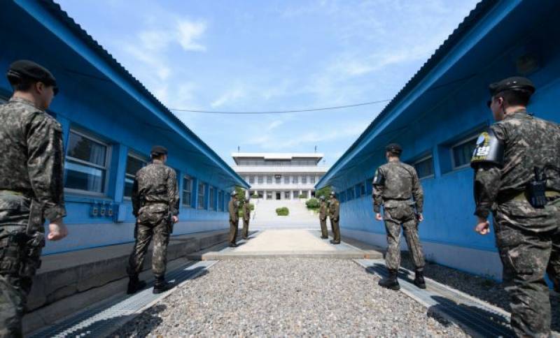 «Πρόβα τζενεράλε» της ιστορικής συνάντησης για Βόρεια και Νότια Κορέα