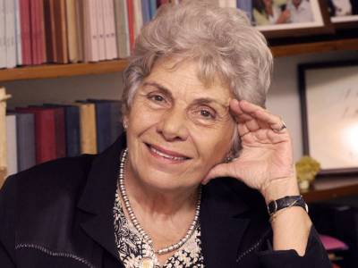 Επίτιμη διδάκτωρ του Πανεπιστημίου Αθηνών η Κική Δημουλά