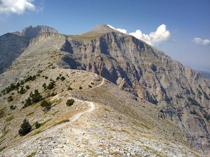 Χωρίς τις αισθήσεις της εντοπίστηκε γυναίκα σε ορειβατικό μονοπάτι στον Όλυμπο
