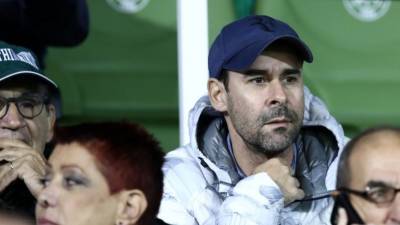 Τσιάρτας: "Την ελληνική σημαία πρέπει να την κρατάνε Έλληνες"