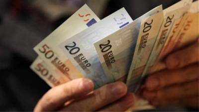 Κατώτατος μισθός από 703€ έως 710€ - Εκτιμήσεις και για αύξηση 8% (Βίντεο)
