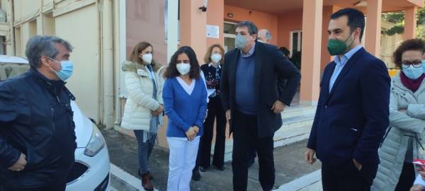 Επίσκεψη Ξανθού στην Κυπαρισσία: &quot;Χρειάζεται στήριξη το Νοσοκομείο&quot; (φωτογραφίες)