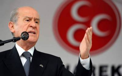 Ντεβλέτ Μπαχτσελί: Να σταματήσει ο Τσίπρας τις απειλές και να θυμάται τη Σμύρνη