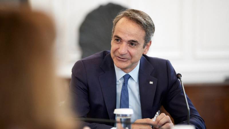 Μητσοτάκης: Θα αναθεωρήσουμε το άρθρο 103 του Συντάγματος για τη μονιμότητα των δημοσίων υπαλλήλων