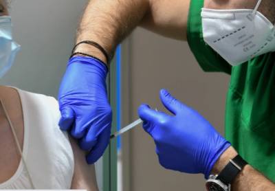 Κορoνοϊός: Τα εμβόλια στην Ελλάδα έχουν σώσει 12.175 ζωές ανθρώπων άνω των 60, δείχνει μελέτη των ΠΟΥ και ECDC