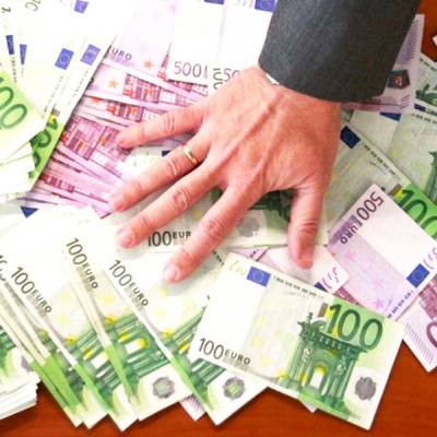 Τρίπολη: &quot;Ασφάλισε&quot; τις καταθέσεις του σε απατεώνα - Παραμύθι για δήθεν κούρεμα!