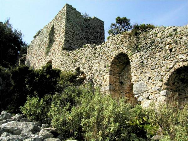Κάστρα και φρούρια της Μεσσηνίας: Δημάτρα ή Γρεμπενή (α&#039; μέρος)
