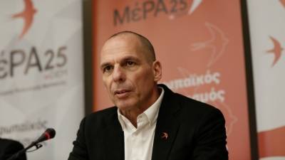 Βαρουφάκης για την επίθεση εναντίον του: "Δεν ήταν αναρχικοί, αριστεριστές, κομμουνιστές, ήταν μπράβοι της νύχτας"