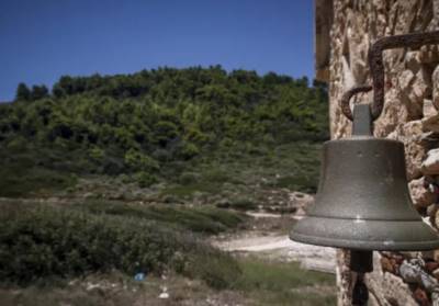 Αχαΐα: Έκλεψαν καμπάνες από εκκλησία (Βίντεο)