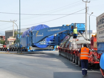 Προβλήματα στην κυκλοφορία  από τη μεταφορά της τουρμπίνας 