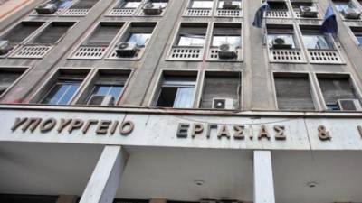 Υπ. Εργασίας: Ενισχύονται οι κανόνες λειτουργίας και εποπτείας των δομών κοινωνικής φροντίδας