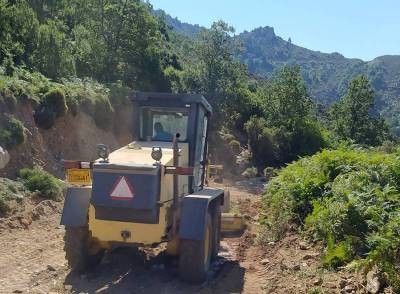 Η Μπούζα για δρόμο  Μηλέα - Παναγία Γιάτρισσα