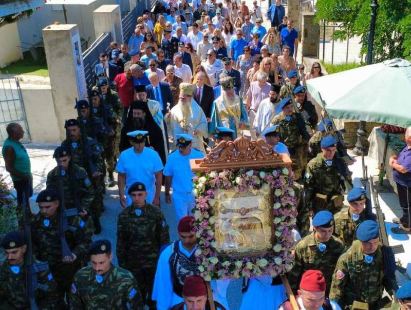 Η Φοινικούντα τίμησε την πολιούχο της Παναγία Τριχερούσα