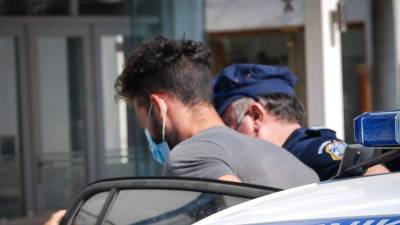 Εισαγγελέας για γυναικοκτονία στην Φολέγανδρο: Σε ήρεμη ψυχική κατάσταση ο δολοφόνος της Γαρυφαλλιάς