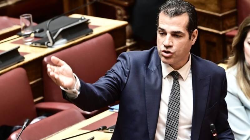 Πλεύρης: Ακόμα 550 αποχωρήσεις μεταναστών από τη χώρα μέχρι το τέλος του έτους, επέστρεψαν 80 τις τελευταίες ημέρες