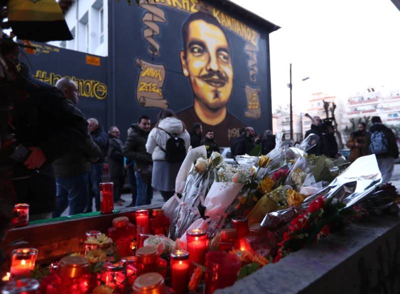 Δίκη Καμπανού: «Εγώ είμαι αυτός που μαχαίρωσα τον Άλκη στο πόδι» ομολόγησε ο δεύτερος κατηγορούμενος