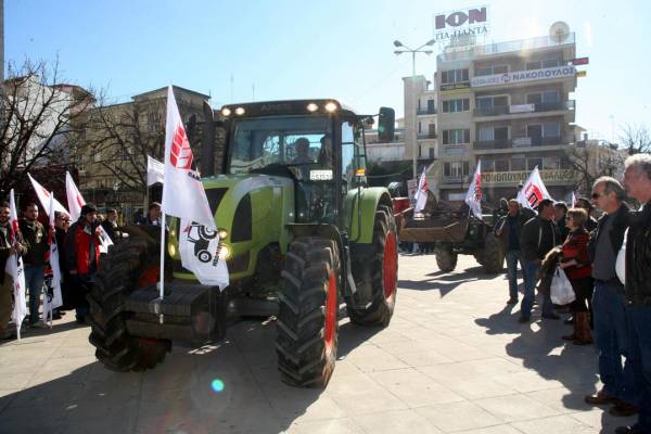 Συγκέντρωση διαμαρτυρίας αγροτών της ΠΑΣΥ στη Τρίπολη