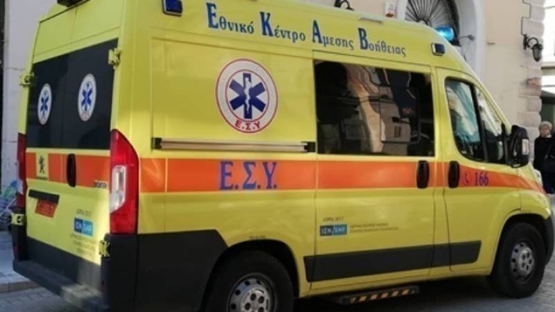 Επτά τραυματίες από ισχυρή έκρηξη και πυρκαγιά σε σπίτι στα Καλύβια Αττικής