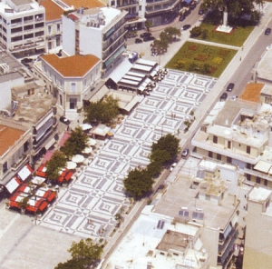 Διαμαρτυρία για την καταστροφή του δαπέδου της πλατείας της Καλαμάτας από το Επιμελητήριο Εικαστικών Τεχνών Ελλάδος