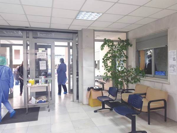 Καταγγελία συνταξιούχων για ασανσέρ στο Κέντρο Υγείας Καλαμάτας