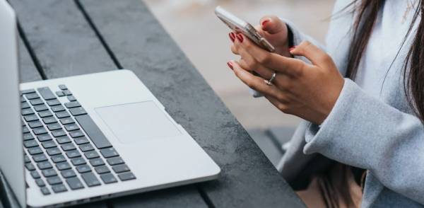 Smartphones και laptops που έρχονται Ελλάδα