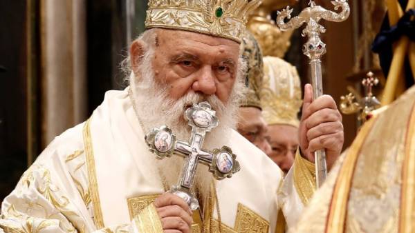 Αρχιεπισκοπή Αθηνών: &quot;Ο Αρχιεπίσκοπος και όλοι οι μητροπολίτες της Εκκλησίας της Ελλάδος σέβονται έμπρακτα όλες τις γνωστές θρησκείες&quot;