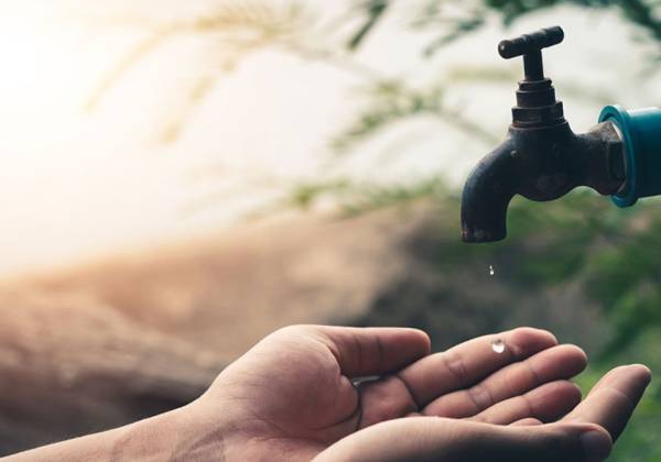Παγκόσμια ημέρα νερού – ΟΗΕ: Η ανθρωπότητα ρουφάει σαν βαμπίρ τους υδάτινους πόρους