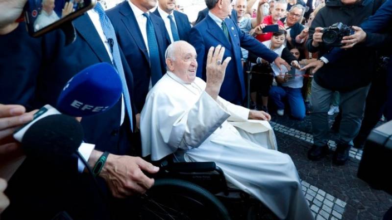 Βγήκε από το νοσοκομείο ο πάπας Φραγκίσκος - Τι είπε για το ναυάγιο στην Πύλο