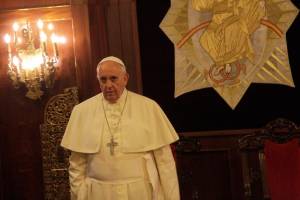 Ο πάπας Φραγκίσκος δηλώνει ότι βρίσκεται στο πλευρό του ελληνικού λαού