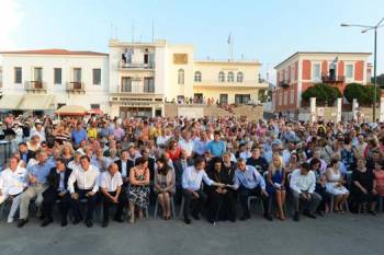 Με μήνυμα Σαμαρά ή ελιγμός του Τατούλη η χαμηλή εκπροσώπηση της Περιφέρειας στην Πύλο;