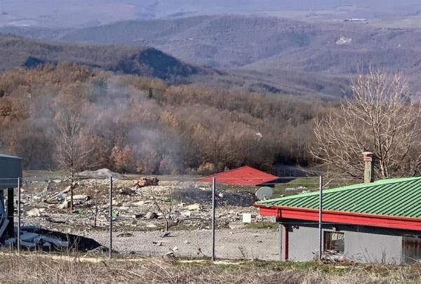 Γρεβενά: Αγνοούμενοι και τραυματίες από μεγάλη έκρηξη σε εργοστάσιο δυναμίτιδας (βίντεο)