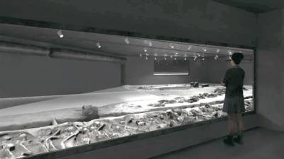 ΥΠΠΟ: Οι «Δεσμώτες» επιστρέφουν στην αρχική τους θέση, προστατευμένοι από μουσειακό κέλυφος, στην Εσπλανάδα του Φαλήρου