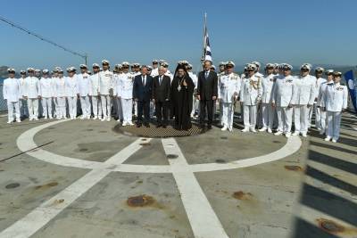 Παυλόπουλος - Σαμαράς μαζί στη φρεγάτα "Ψαρά" στην Πύλο