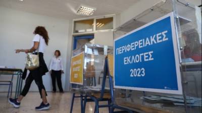 Αυτοδιοικητικές εκλογές: Στο 14,5% η συμμετοχή έως τις 11:30