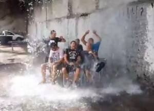 Ice Bucket με... 50 τόνους νερό στη Σπάρτη (βίντεο)