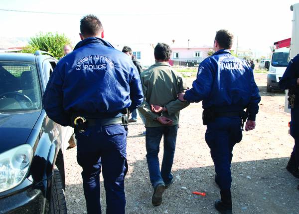 30 συλλήψεις για χασίς και κοκαΐνη σε Μεσσήνη, Καλαμάτα και Αττική